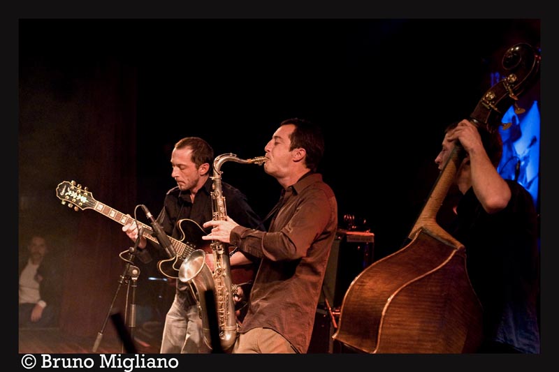 2009TrBSS-091SWINGCA#78CDAC